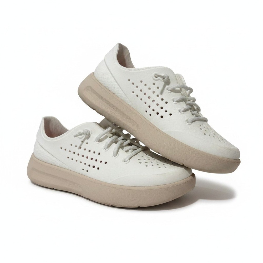 Crocs LiteRide 360 Pacer Womens 7 White Slip On Sneakers Comfort Walking Shoes